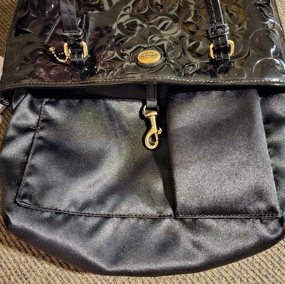 Coach Peyton Satchel/Small Tote Embossed Patent Black leather F50540 EUC - Picture 10 of 16